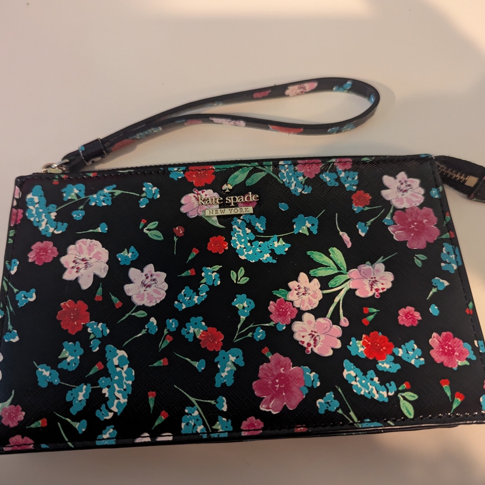 Kate Spade Black Floral Wristlet
